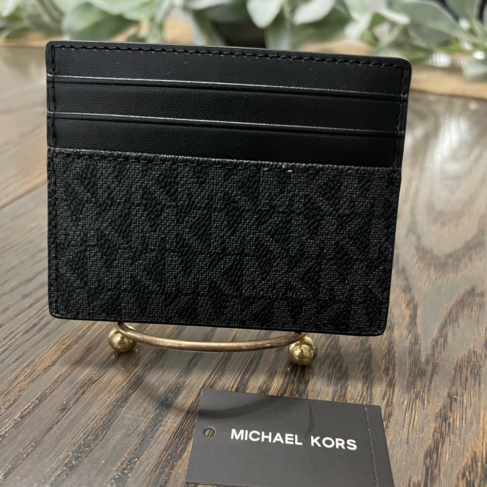 Michael Kors NEW leather card holder - Picture 2 of 5